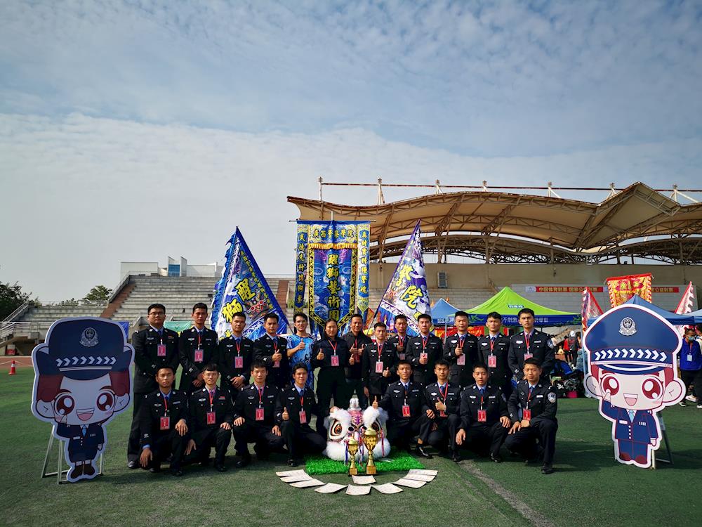 15efba04deca4b819492df8b01e6fc34.jpg