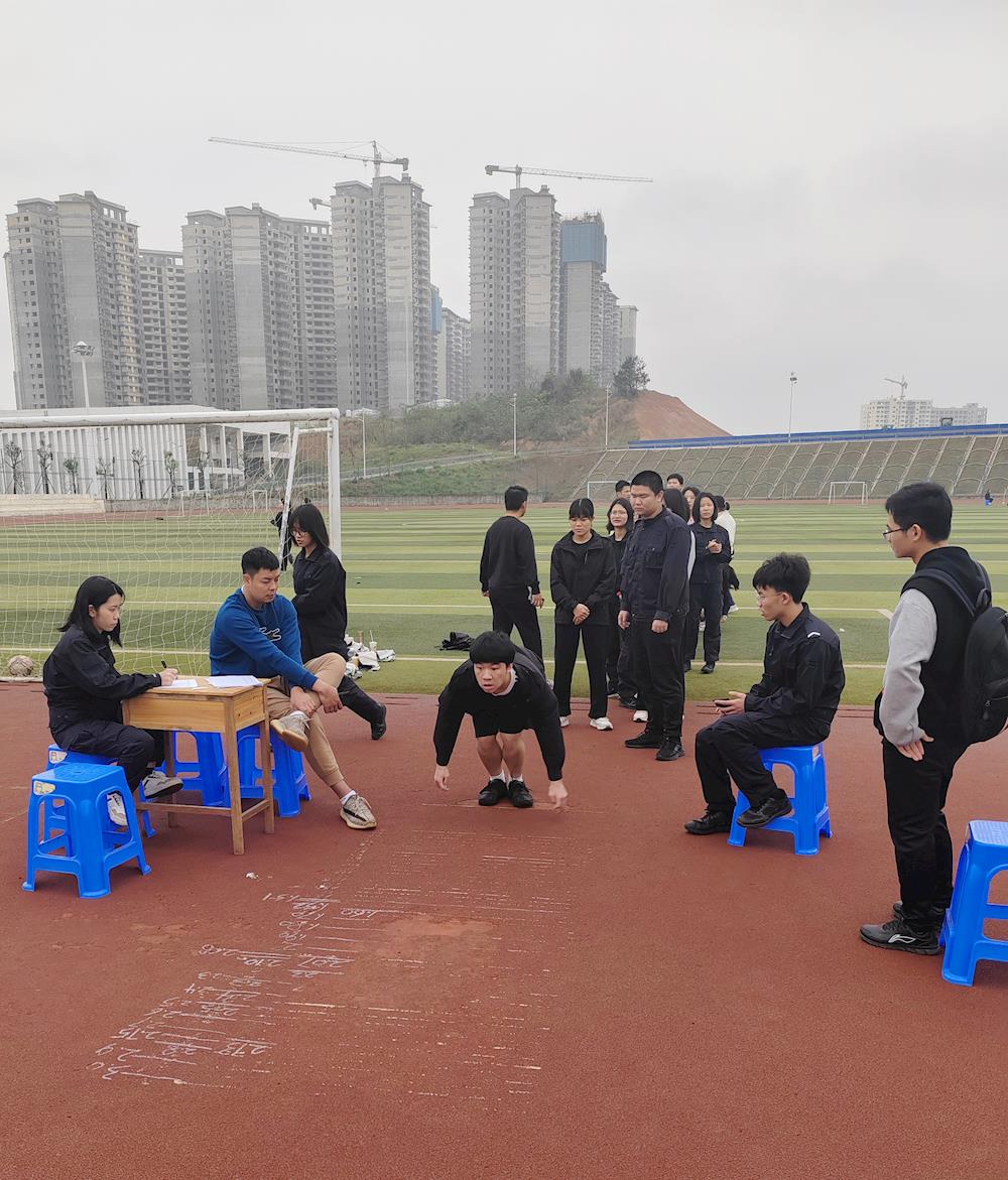 297abef8aa844ddebe315ee2c1d8a360.jpg