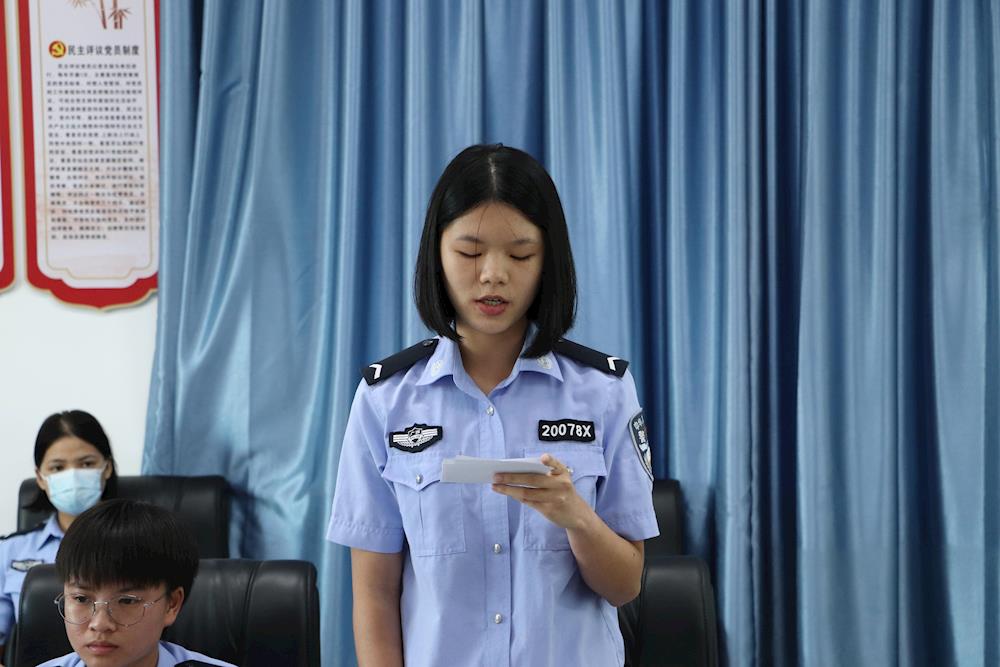 f7563da6cd3d4d53a8527eb333a33cfa.jpg