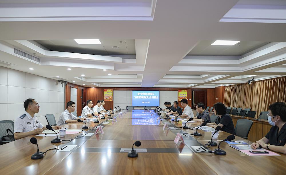【毕业生就业】张军带队到南宁市中级人民法院开展毕业生就业推介工作