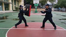 “停课不停学、停课不停研”警械使用教研室备战全警大练兵