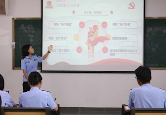 我院举行“弘扬主旋律，传播正能量”大学生演讲比赛初赛