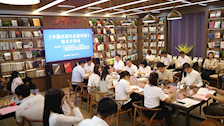 马克思主义学院直属党支部联合校外多个党支部开展读书分享会暨主题党日活动