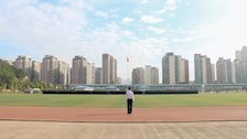 我校举行2019级新生军训汇报表演暨第七届世界军人运动会安保工作表彰大会