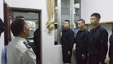 我校领导走访慰问20级新生