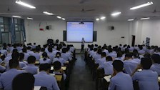 【迎评促建】| 广西警察学院治安学院曾贞副教授为我院2019级学子开展毕业论文讲座