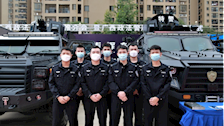 【迎评促建】｜治安学子参观第四届广西政法警用装备展