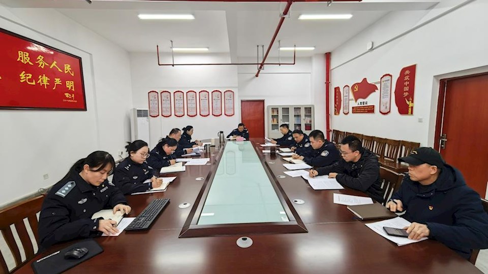 政治部党支部召开专题组织生活会