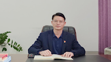 唐连荣　 法学院党总支书记