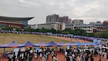 学校组织毕业生参加广西高校毕业生“留桂就业计划”暨2023届广西高校毕业生双选会