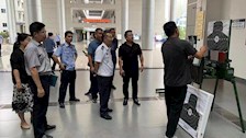 【迎评促建】校企合作：我校举办2022年公安装备库新型警用装备展