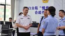 刑事科学技术学院领导到防城港市公安局港口分局看望慰问实习生